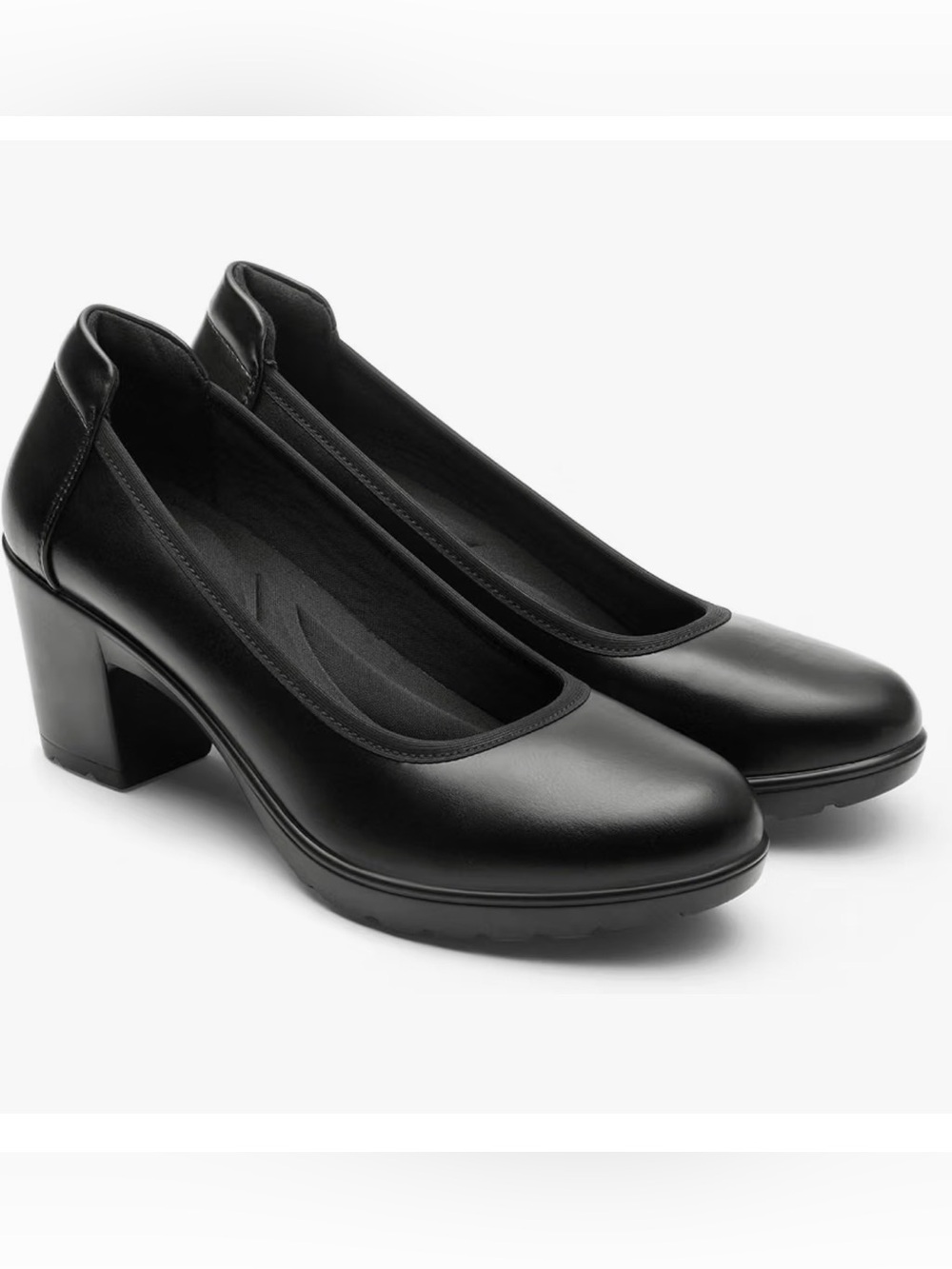 Dream Pairs Round Toe Block Heels, Size 6.5 Black New in box